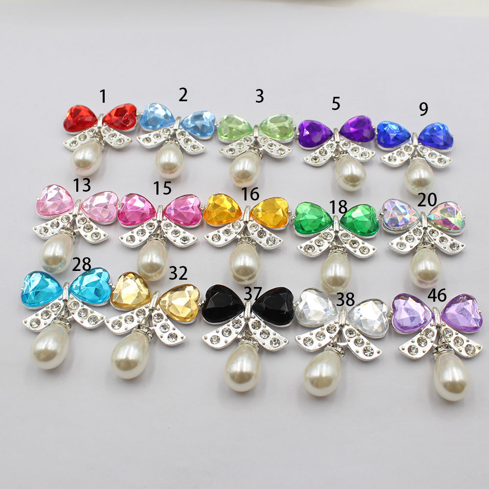 Pearl Stud Earrings - Direktverkauf von 5 Stück/Set mit Diamanten
