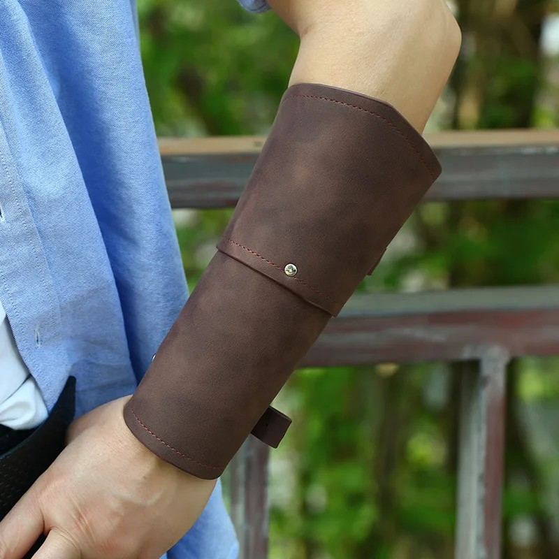 Mittelalterliche Rüstungshands – Leather Bracelet Bewertung und Preis