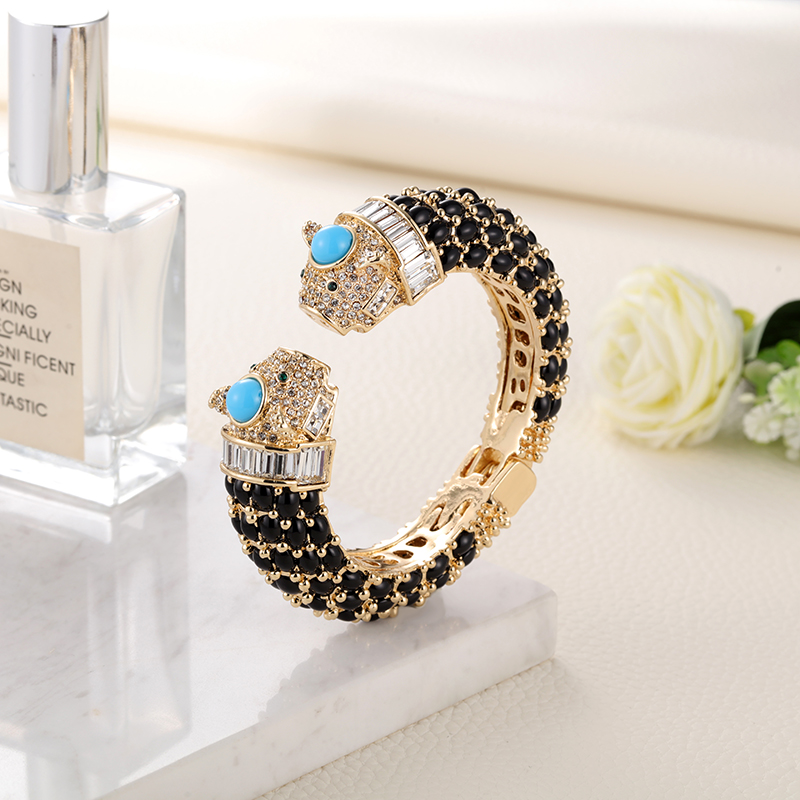 Sally's Paradise Tierarmbänder – Paradise Jewelry & Watches Llc Miami Photos Bewertung und Preis