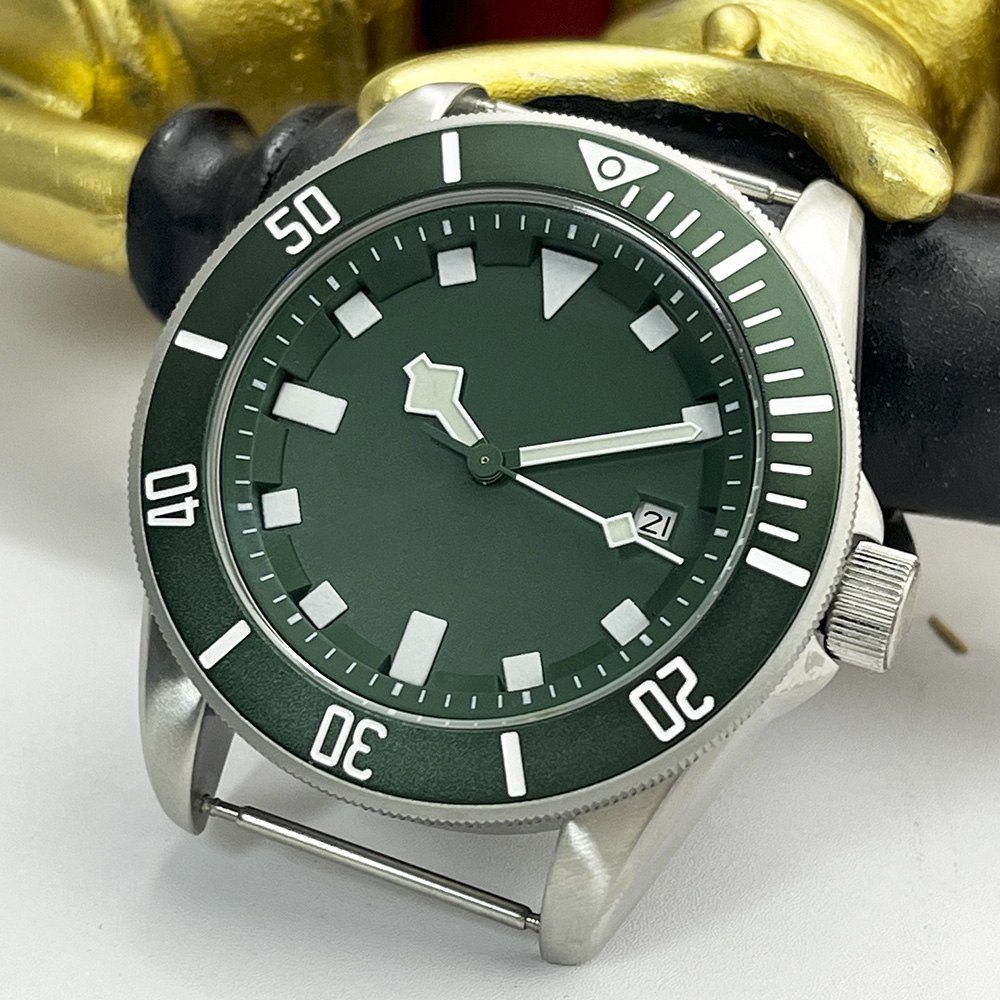 Militärgrüne automatische mech – A1 Watches & Jewelry New York Photos Bewertung und Preis