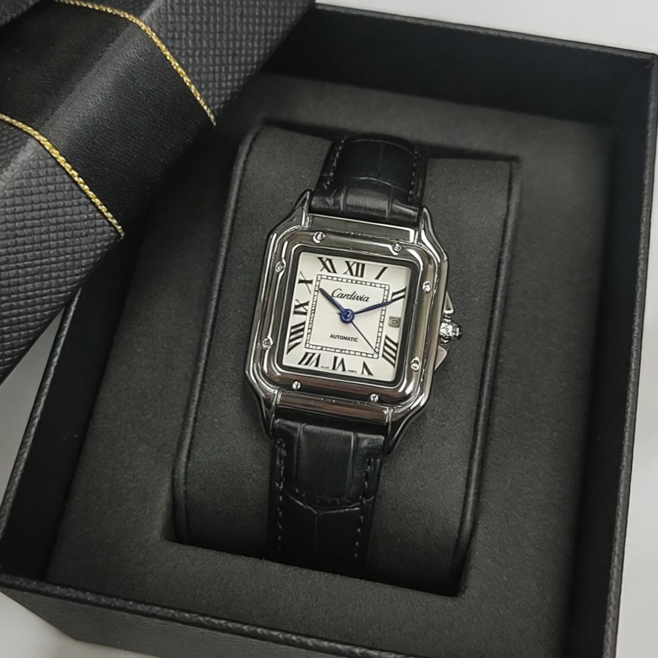 Retro-Quarzuhr für Damen mit q – Cartier Watch Tank Bewertung und Preis