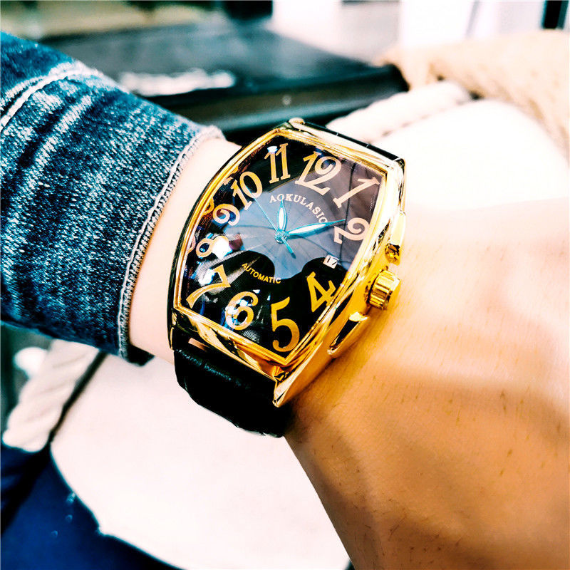 Luxuriöse mechanische Herrenuh – Cartier Watch Tank Bewertung und Preis