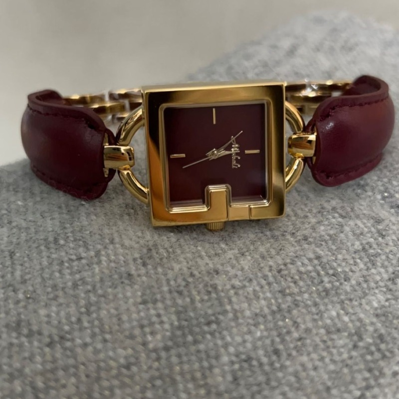 PEIYING Niche High-End Design  – Leather Bracelet Bewertung und Preis